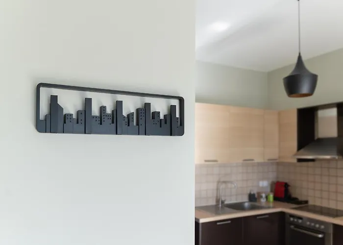 Apartment Dejaview Cozy By 8essentially *