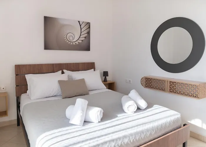 Dejaview Cozy By 8essentially * Chania (Crete)